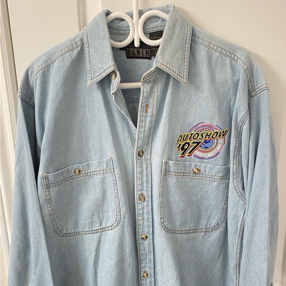 American Vintage Other - Vintage 90s Denim Mens Light Blue Button Up Shirt Autoshow ‘97 Size M/Fits Big